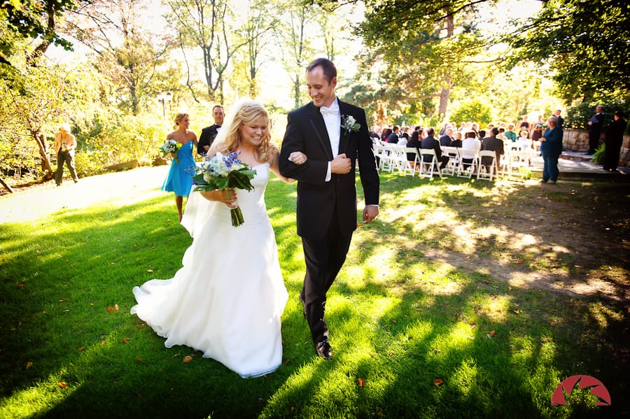 fall wedding photos in western pennsylvania and pittsburgh Springwood Conference Center wedding