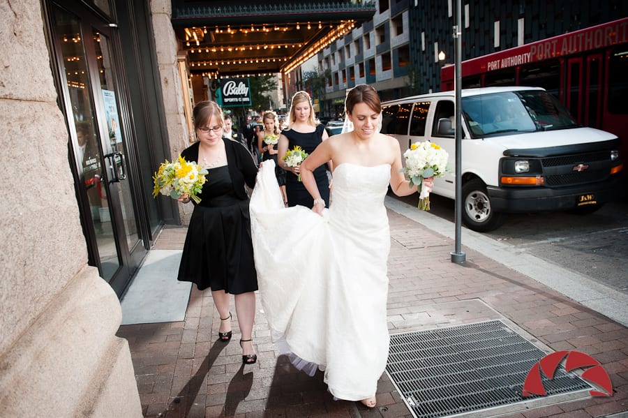 downtown_Pittsburgh_wedding_photographs