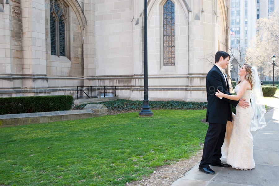 Hannah and Moss | Heinz Chapel Wedding – Preview