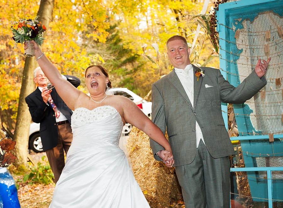outdoor fall wedding photography in pittsburgh